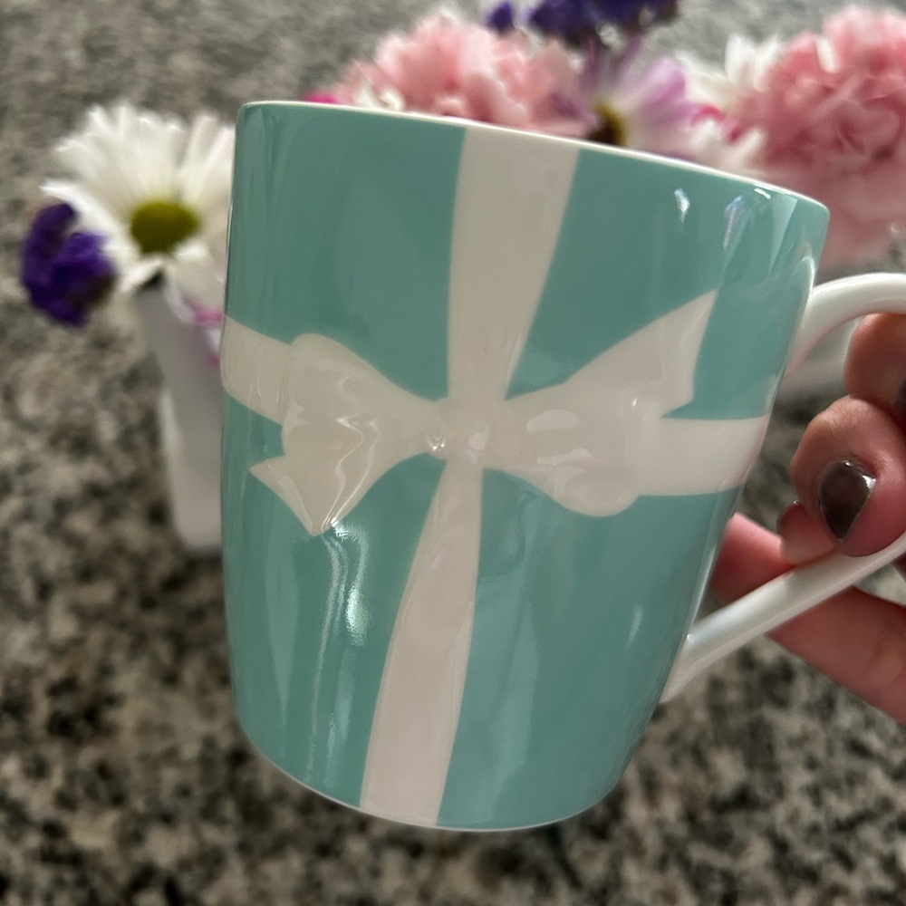 🩵Authentic Tiffany & Co Mug with White Ribbon Design🩵